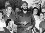 16 de abril. Fidel con estudiantes de la Clayton High School, en Washington DC.