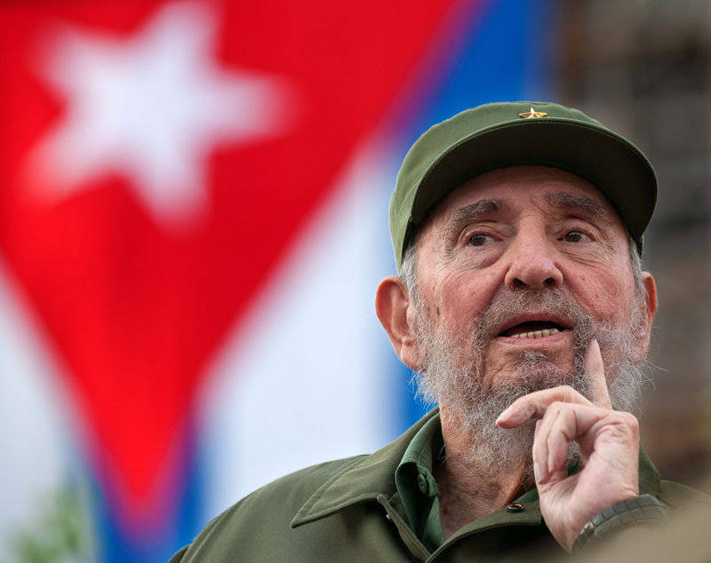 Envían palestinos felicitación a Fidel Castro por su cumpleaños 90      
