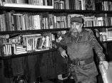 Fidel Castro en do despacho, 23 de septiembre de 1990.