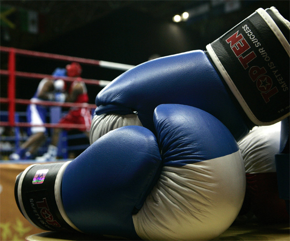 A semifinales boxeadores cubanos que participan en Olimpiada de la Juventud