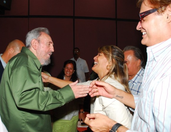 Fidel conversa con Pet y Amaury Prez. Foto: Estudios Revolucin