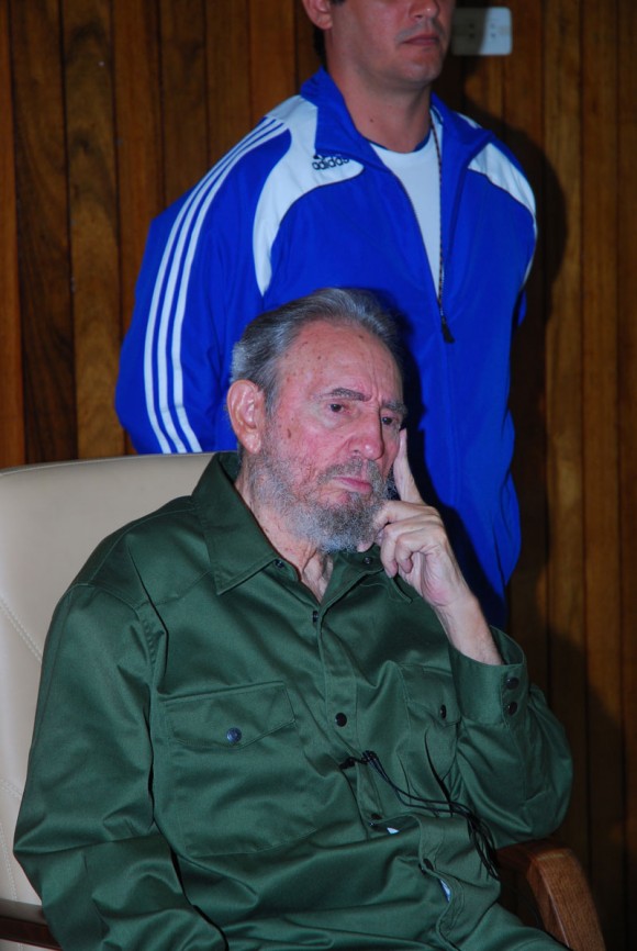 Fidel en el Memorial a los Mártires del 26 de Julio en Artemisa. Foto: Estudios Revolución