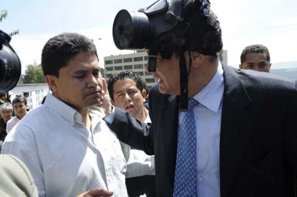 Correa es atacado con bombas lacrimógenas (Foto: AFP)