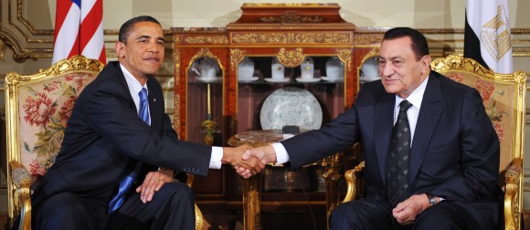 Obama y Mubarak en El Cairo, el 4 de junio de 2009. Foto: AFP