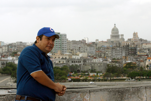Raúl Capote, el agente Daniel durante la filmación del documental. Foto: Ismael Francisco