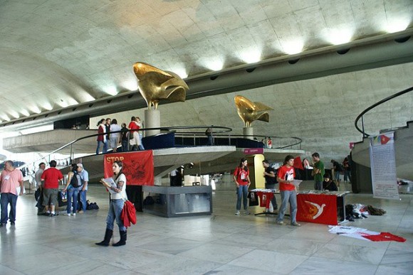 Lobby del Memorial de América Latina, sede de la Convención. Foto: Norelys Morales