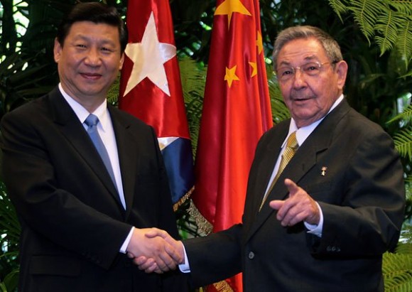 Raúl Castro y Xi Jinping.  Foto: Ismael Francisco