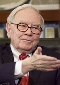 Warren Buffett, presidente ejecutivo de Berkshire Hathaway y uno de los hombres más ricos del mundoFoto Ap