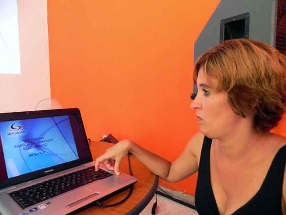 Mairet Gutiérrez, fundadora de Soy Cubano como web master, en la actualidad, es la Jefa del grupo de Diseño y Programación del Portal. Foto Marianela Dufflar