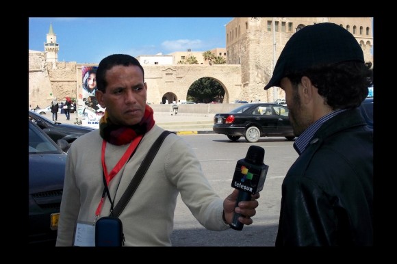Rolando Segura reportando desde Libia.
