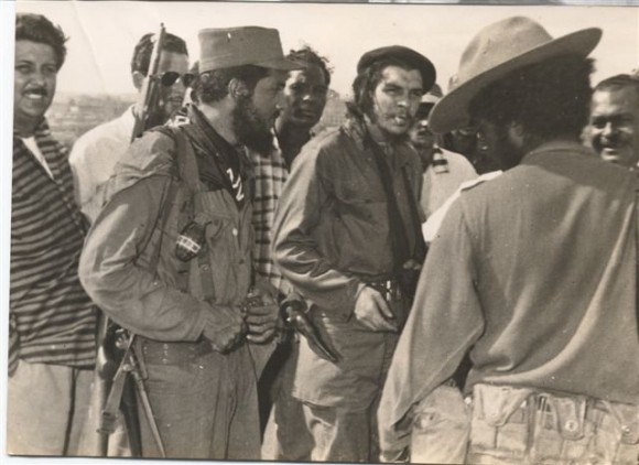 Juan Castellanos junto al Che