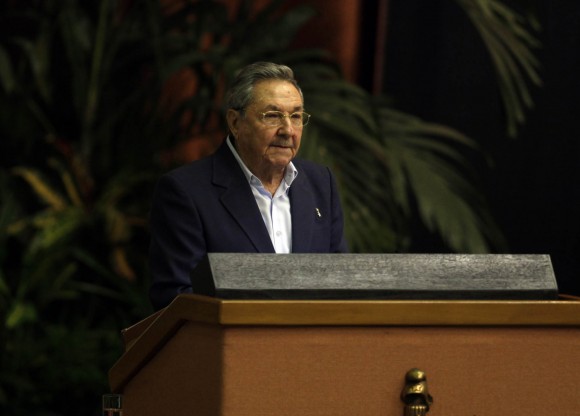 Raúl Castro en la clausura de la Primera Conferencia Nacional del Partido. Foto: Ismael Francisco.