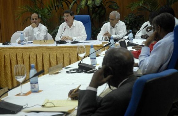 Comenzó la VIII Reunión del Consejo Político de la Alianza Bolivariana para los Pueblos de América (ALBA), en el Hotel Occidental Miramar, La Habana, Cuba, el 15 de febrero de 2012. AIN FOTO/Arelys María ECHEVARRÍA RODRIGUEZ
