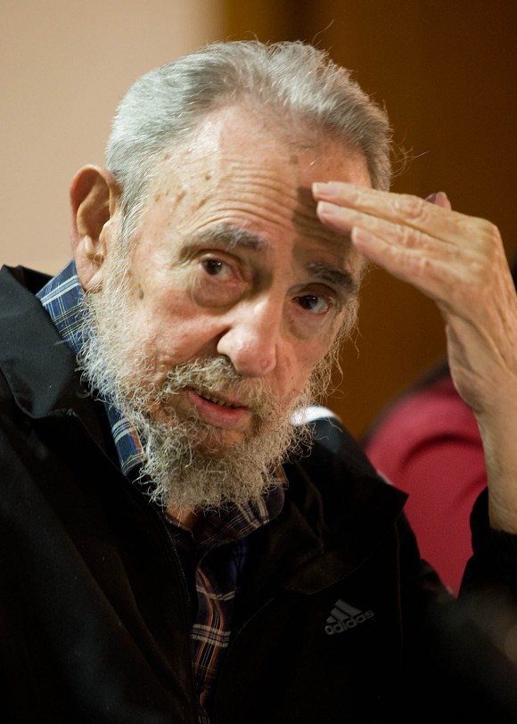 Fidel en la presentación del libro de Katiuska Blanco: Guerrillero del tiempo. Foto: Alex Castro