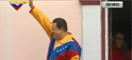 Chávez en el balcón del pueblo. Foto: Noticias 24