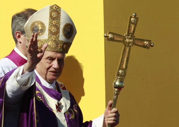El Papa Benedicto XVI en la Plaza de la Revolución. Foto: AP