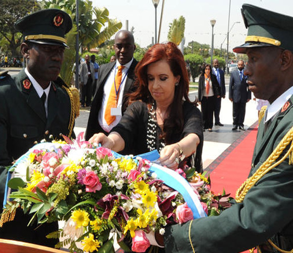 Cristina Fernández de Kirchner en Angola. Foto: AIN