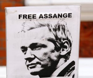 http://www.cubadebate.cu/wp-content/uploads/2012/06/assange.jpg