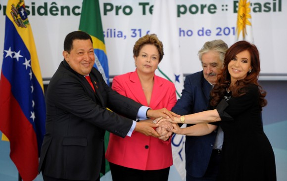Chávez, Dilma, Mujica y Cristina en Cumbre de Mercosur.