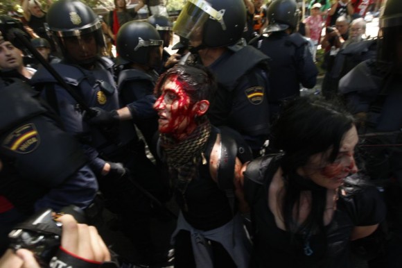 Asistentes a la manifestación han resultado heridos durante la marcha minera. Foto: El País