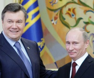 Los presidentes de Rusia y Ucrania, Vladimir Putin y Víctor Yanukóvich, firmaron el jueves una declaración sobre la asociación estratégica de ambos Estados.