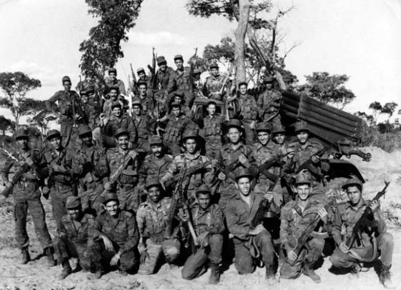 Combatientes cubanos en Cuito Cuanavale, Angola, marzo de 1988.