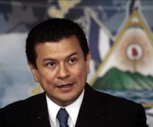 Canciller salvadoreño Hugo Martínez
