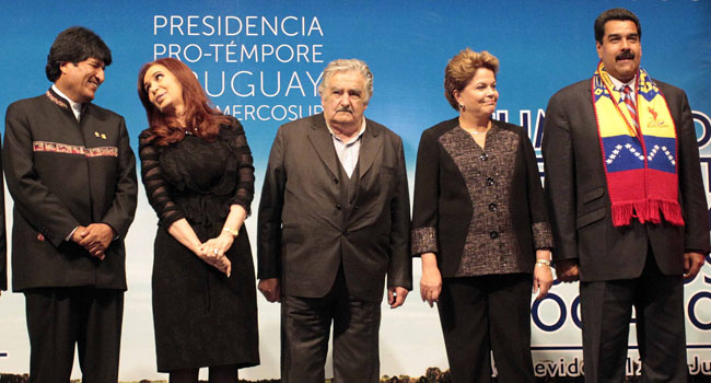 Los presidentes del Mercosur y Evo Morales posaron para la foto oficial de la 45 Cumbre.