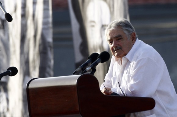 José Mujica habla en el Acto por el Aniversario 60 del Asalto al Cuartel Moncada. Foto: Ismael Francisco/ Cubadebate