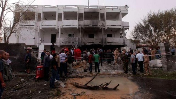 explosión embajada de francia e libia