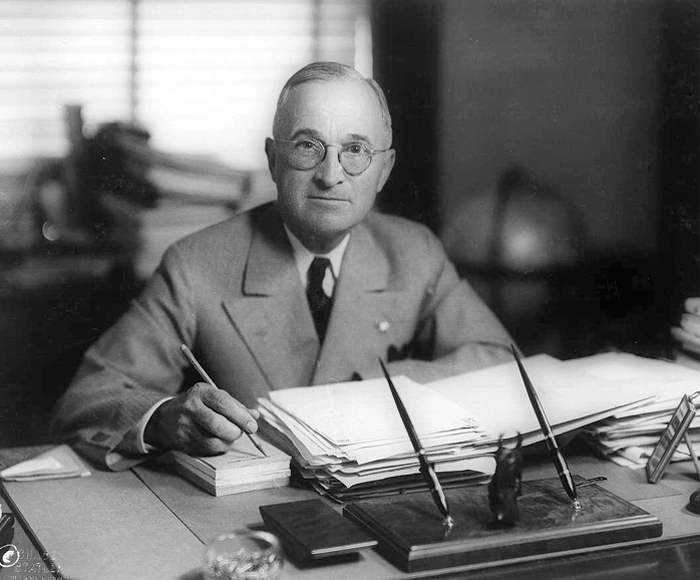 Presidente Harry S. Truman.