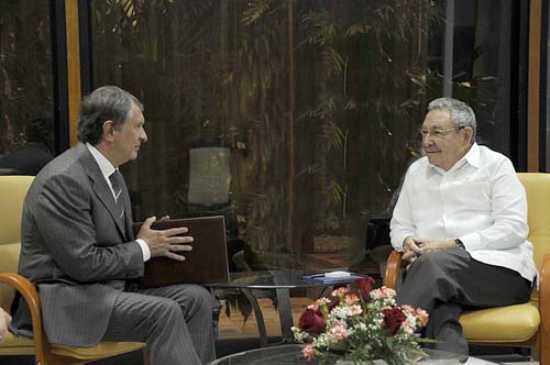 Recibió Raúl al Presidente de la Petrolera Rosneft