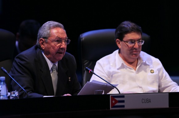 Raúl Castro: Declaro a América Latina y el Caribe zona de paz. Foto: Ismael Francisco/Cubadebate