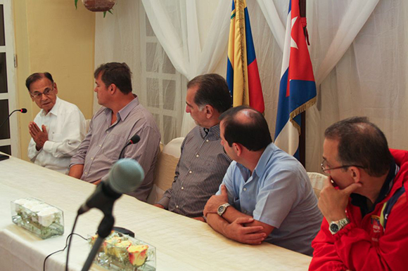 Héroes cubanos en la embajada venezolana: Hemos venido a decir gracias