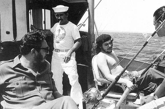 El Che Guevara y Fidel Castro pescando, 1960