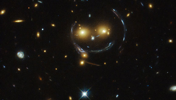 Captan curiosa imagen de una galaxia “sonriente”