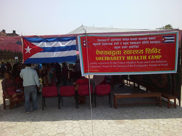 Campamento de solidaridad en Nepal