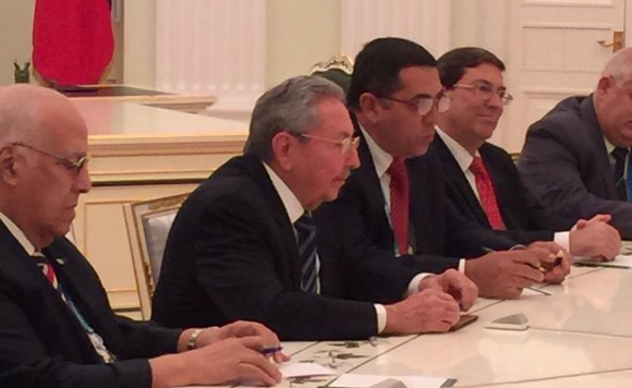 La delegación oficial cubana. Foto: @dimsmirnov175/ Twitter