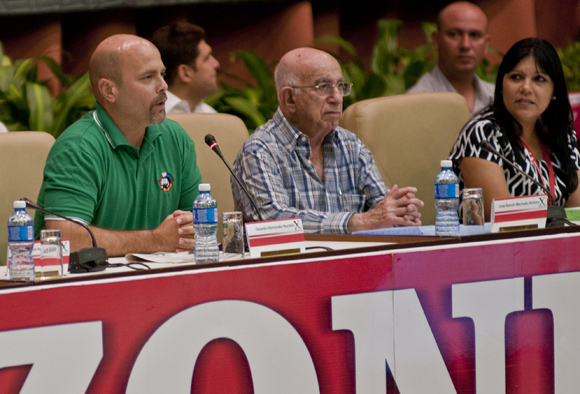 Los Cinco compartieron sus experiencias con los delegados en la inauguración del X Congreso de la UJC. Foto: Ladyrene Pérez/ Cubadebate.