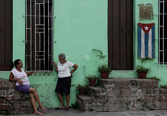 Cubanas en Camagüey. Foto: Ismael Francisco/ Cubadebate