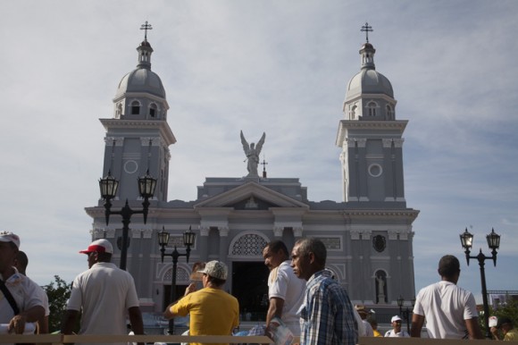 La preciosa Catedral de Santiago de Cuba. Foto: Ismael Francisco/ Cubadebate