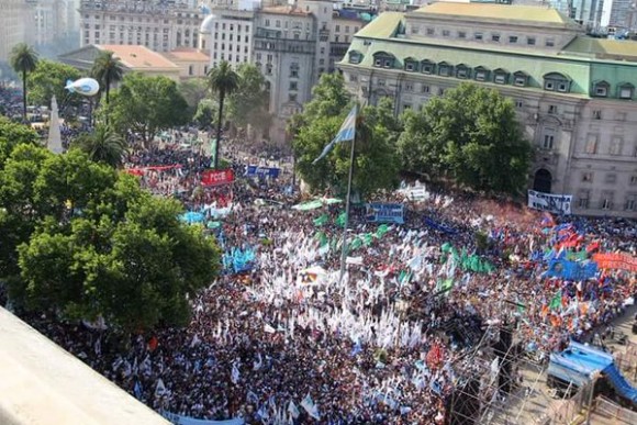 Plaza de Mayo hoy. Foto: Twitter.