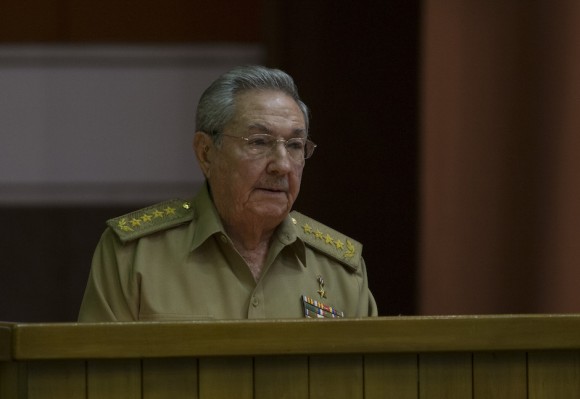 cubano, habla en el acto de clausura del parlamento. Foto: Ismael Francisco/Cubadebate.