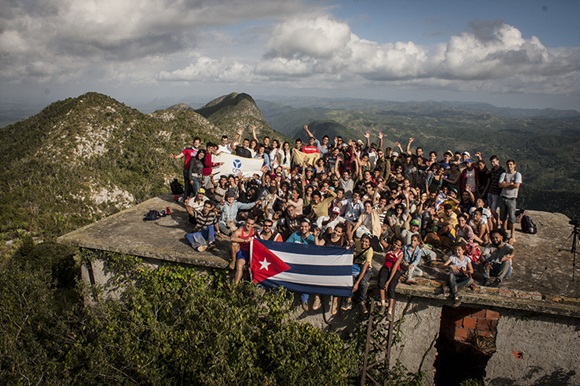 110 excursionistas en la cima de occidente, un gran homenaje de la juventud a Maceo.