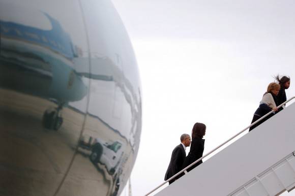 Obama y su familia parten a La Habana. Foto: The New York Times