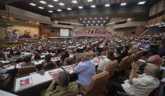 En Plenario el VII Congreso del Partido Comunista de Cuba. Foto: Ismael Francisco/ Cubadebate