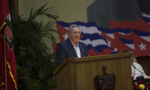 Raúl Castro en el VII Congreso del Partido. Foto: Ismael Francisco/ Cubadebate