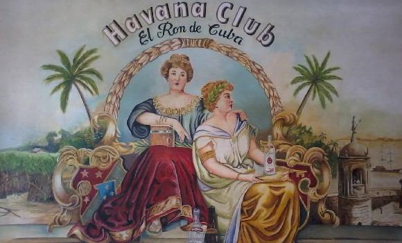  Havana Club Internacional S.A es una compañía mixta creada en noviembre de 1993 por la compañía cubana Cuba Ron S.A, responsable de la producción de ron, y el grupo francés Pernod Ricard con el objetivo de desarrollar la marca Havana Club internacionalmente a través de la fuerte red de distribución internacional de Pernod Ricard. Foto: Susana Tesoro/ Cubadebate.