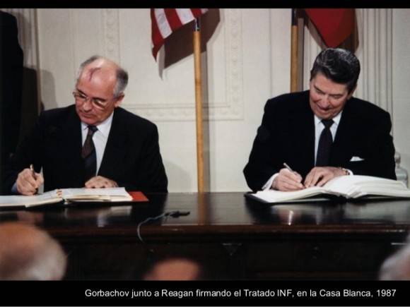 cumbre Gorbachov-Reagan en Reykjavik