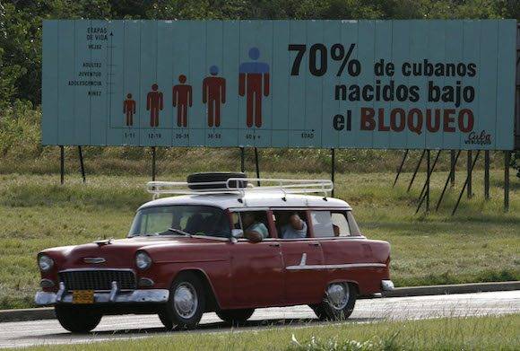 Una calle en La Habana. Foto: AP